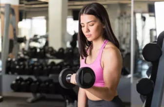 How Can Women Maintain Healthy Skin During Exercise?